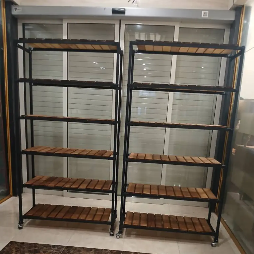 shelf 4 رگال فروشگاهی در بندر انزلی