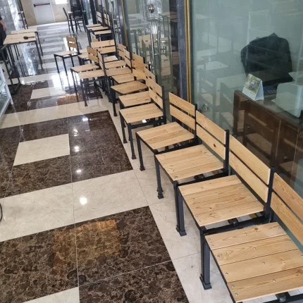 صندلی و میز کافه ای